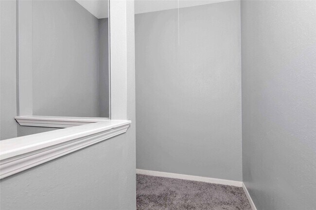 Building Photo - 12811 Golden Tee Ln