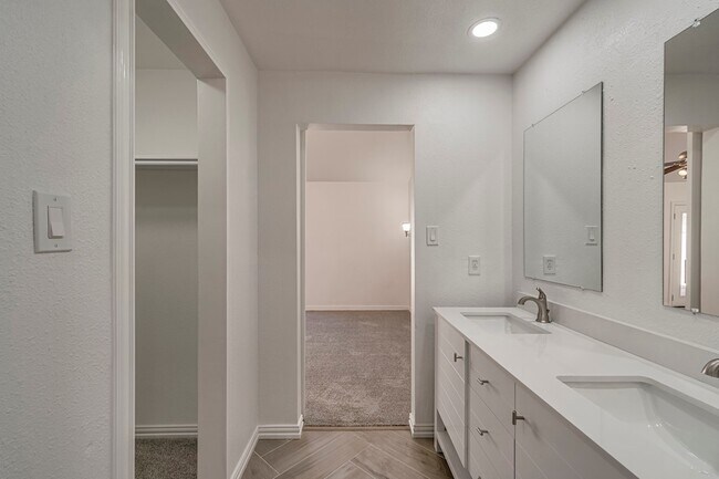 Building Photo - 3113 Brett Jackson Dr