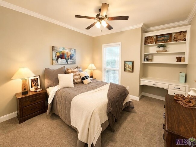 Building Photo - 41035 Talonwood Dr