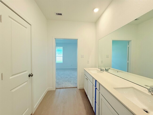 Building Photo - 16538 Mesquite Fld Dr