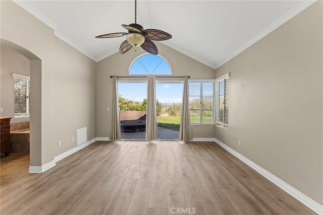 Building Photo - 6430 Regents Ct