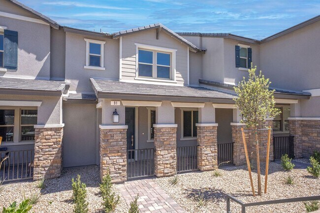 Building Photo - 91 Cinder Cone Ln