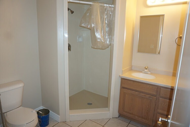 Building Photo - 330 W 700 S
