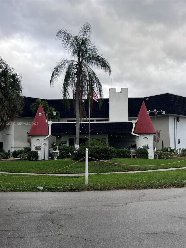 Building Photo - 4740 NW 21st St