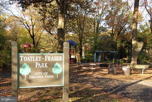 Building Photo - 116 Lee Ave