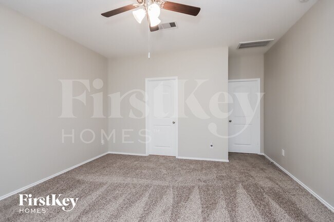 Building Photo - 5909 Warm Bungalow Ln