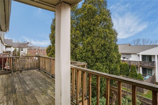 Building Photo - 70 Carroll Ave