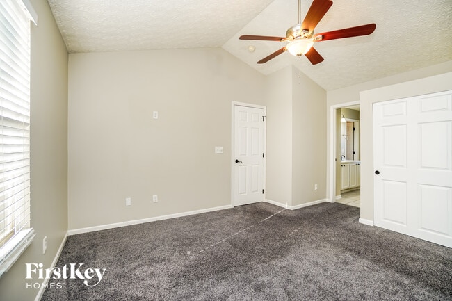 Building Photo - 339 Shyanne Dr