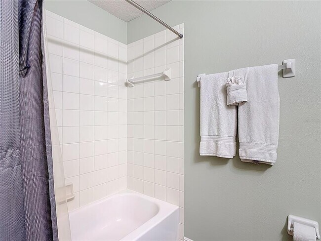 Building Photo - 8149 Roseville Blvd