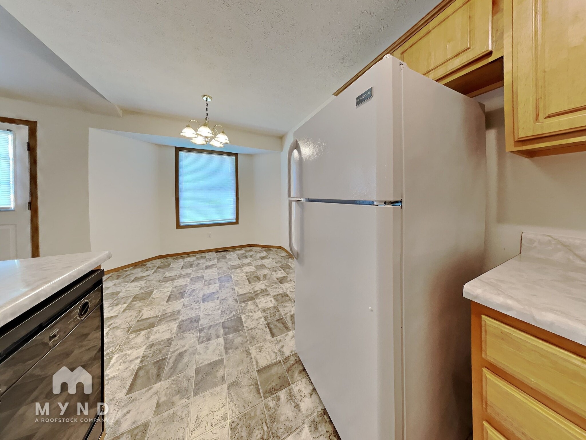 Building Photo - 1721 Windmill Way