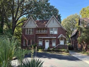 Building Photo - 343 N McLean Blvd