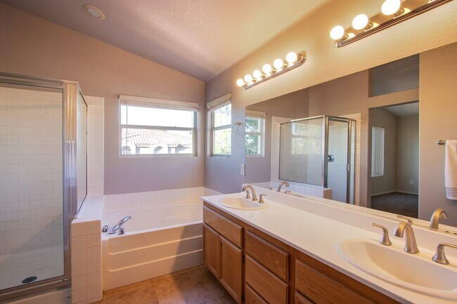 Building Photo - Summerlin west home