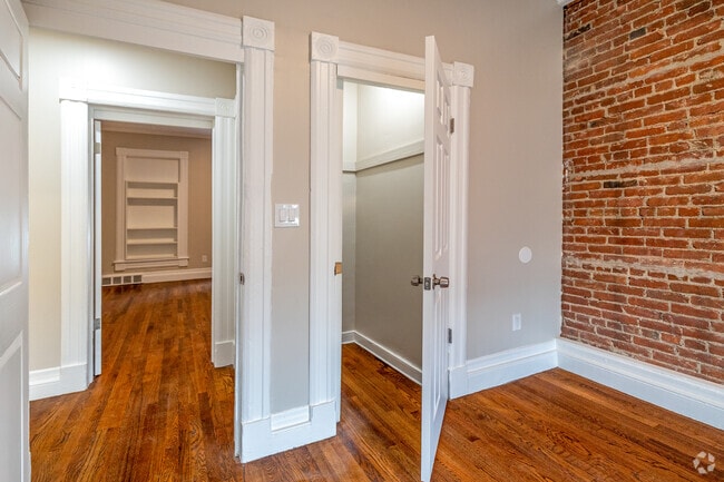Walk-in Closet - The 211 Luxury Lofts