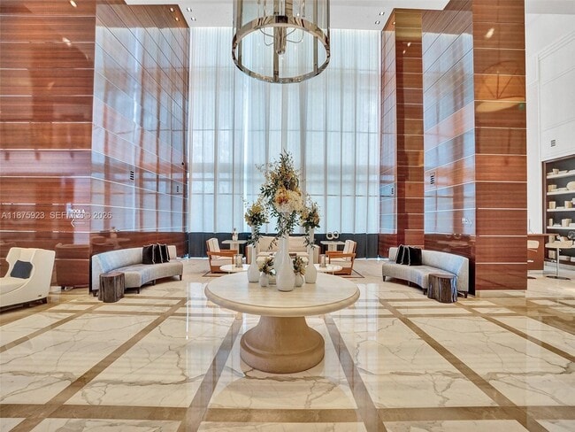 Building Photo - 17475 Collins Ave