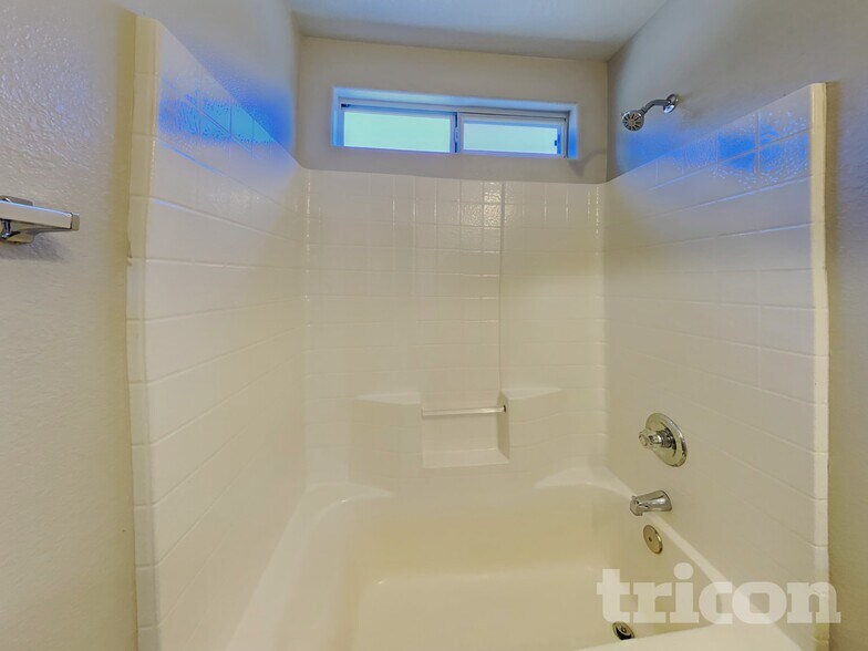 Building Photo - 6639 Weeping Pine St