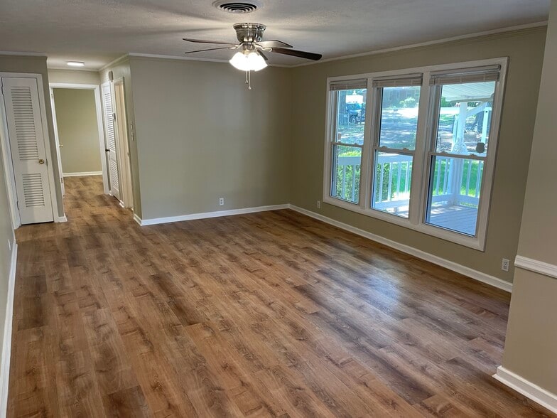 Living Room 2 of 2 - 788 Crockett Dr