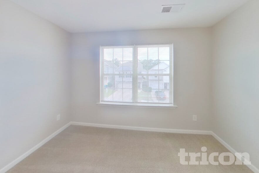 Building Photo - 356 Dawsons Park Dr