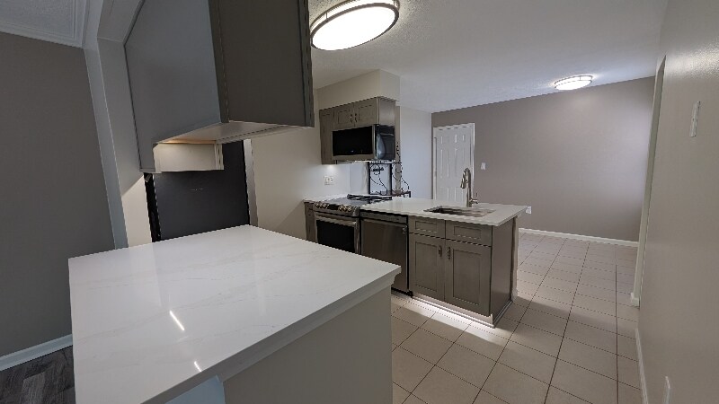Building Photo - 146 Villa Dr