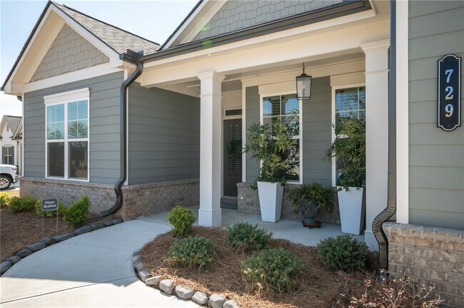 Building Photo - 729 Glenside Dr