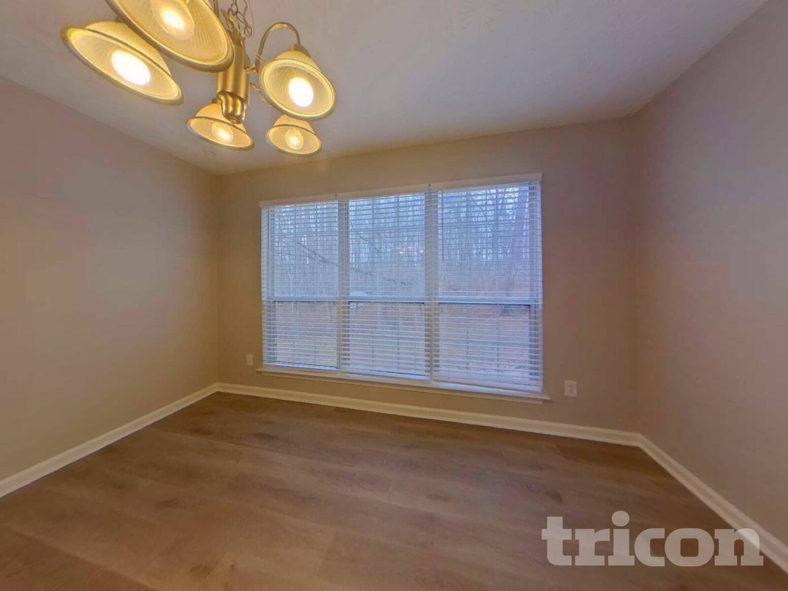 Building Photo - 2255 Hamilton Parc Ln