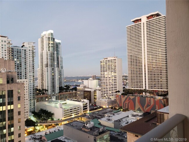 Building Photo - 151 SE 1st St