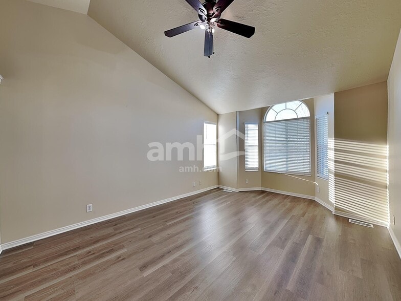 Building Photo - 4679 W 4350 S