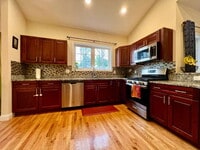 Building Photo - New listing! Beautiful home in Bellingham!