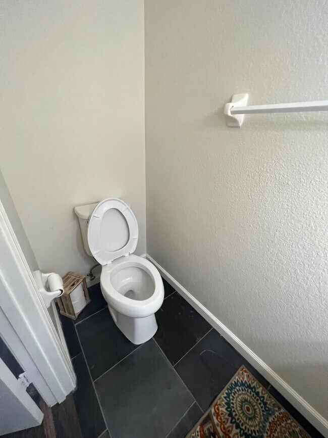 Building Photo - 13536 Embassy Park Ct