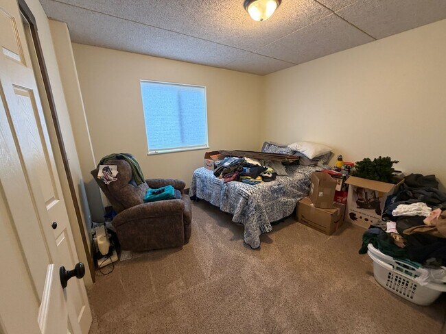 Building Photo - 722 Lambrecht Ln