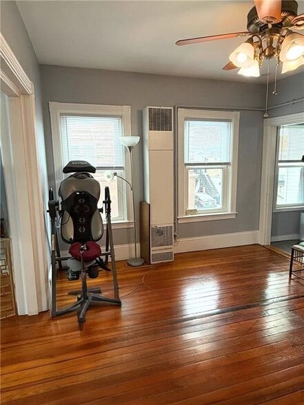 Building Photo - 53 Hadwin St