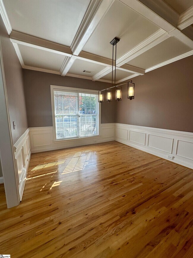 Building Photo - 116 Old Province Way