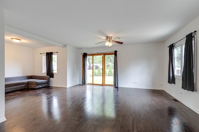 Building Photo - 400 Clifton Dr