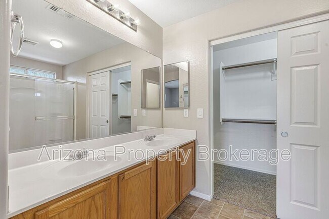 Building Photo - 31567 N Cactus Dr