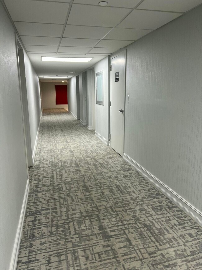 Building Photo - 4750 S Ocean Blvd