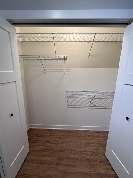 Building Photo - 4628 N Leavitt St