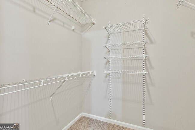 Building Photo - 37 7 Pines Cir