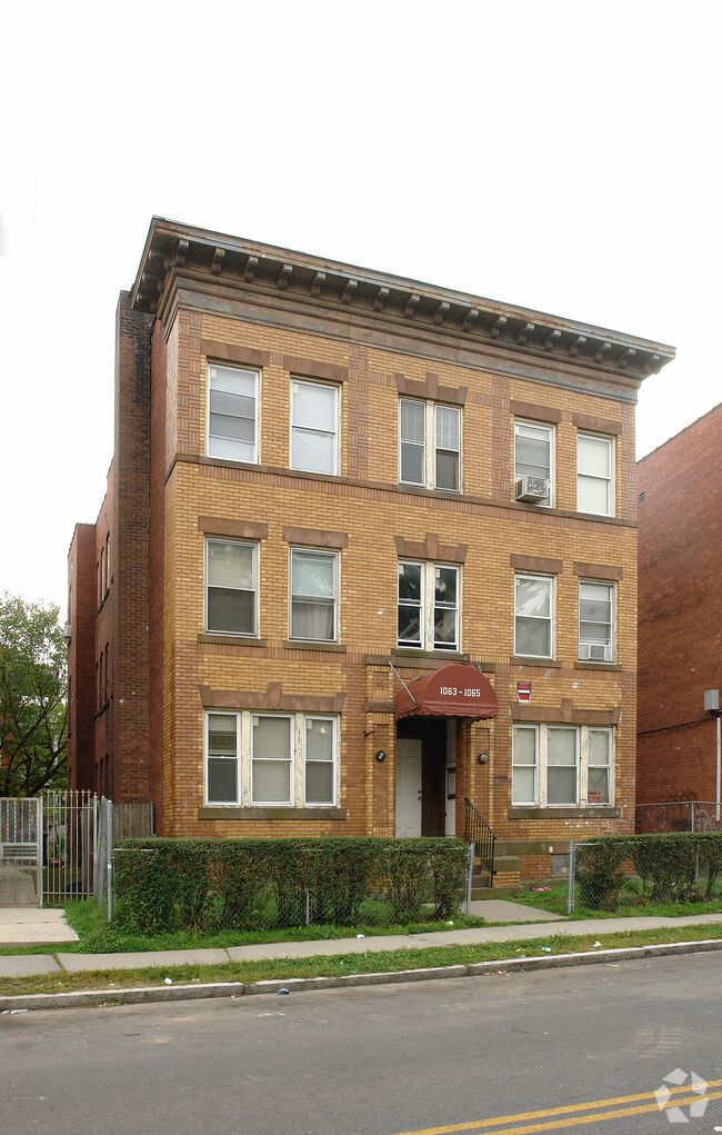 Building Photo - 1063-1065 Capitol Ave