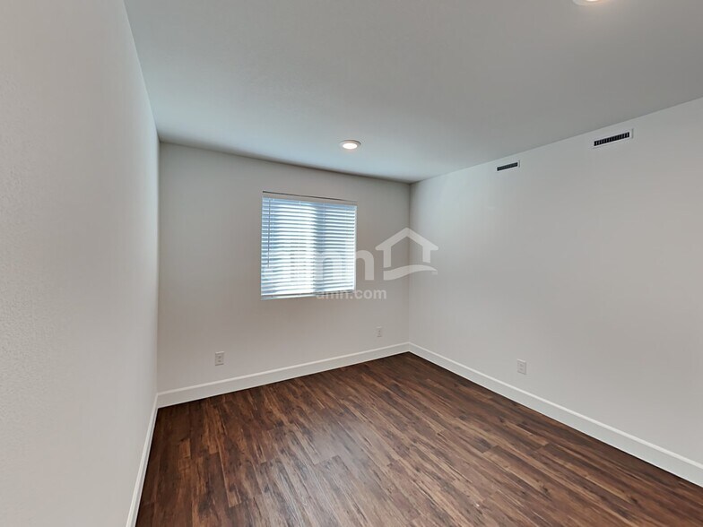 Building Photo - 2842 Hot Cider Ave