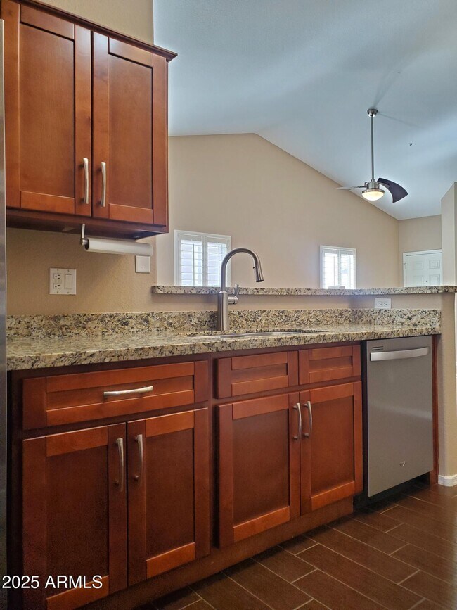 Building Photo - 12059 N 110th St