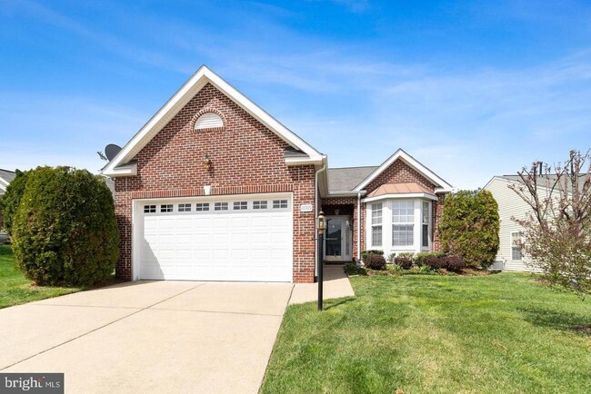 Primary Photo - 16919 Four Seasons Dr