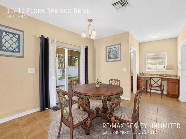 Building Photo - 11411 Flora Springs Dr