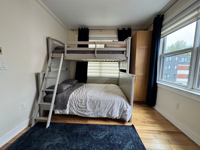 Building Photo - 277 Broadway