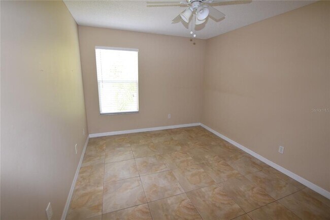 Building Photo - 1051 N Breeze Ct