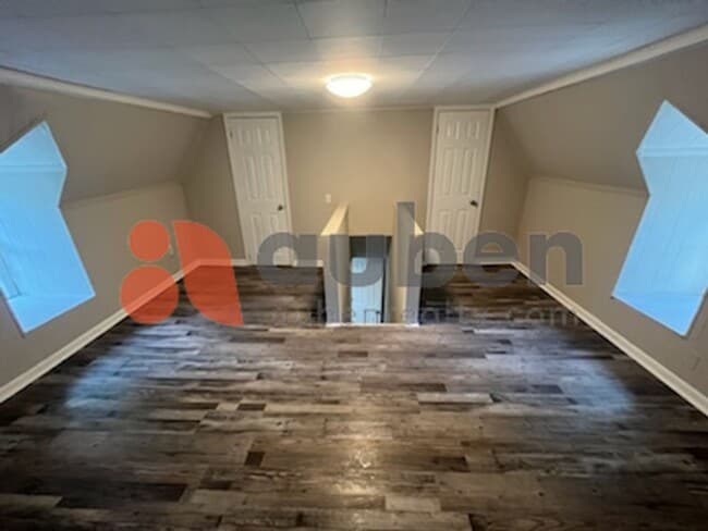 Building Photo - 52 Wilburger St