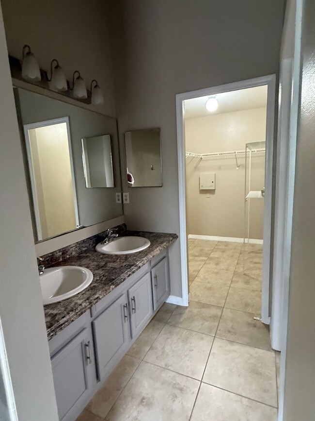 Building Photo - Pool home in Holiday Springs at Suntree
