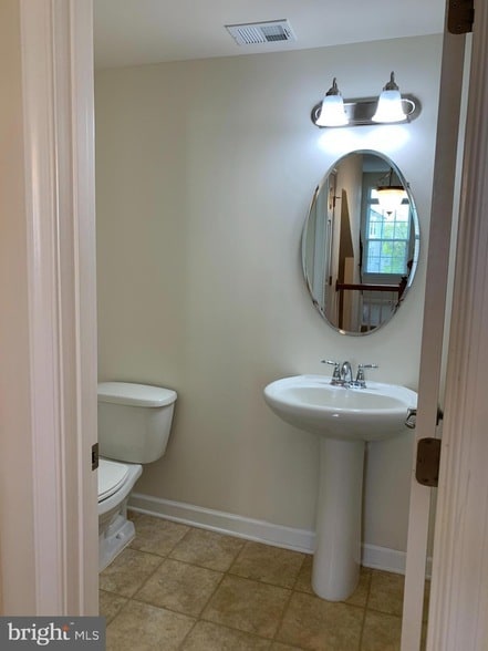 Building Photo - 21564 Romans Dr