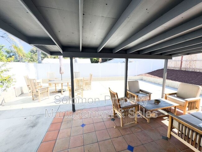 Building Photo - 3564 Thunder Dr