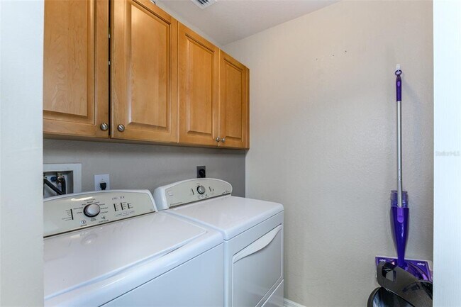 Building Photo - 3322 Purple Martin Dr