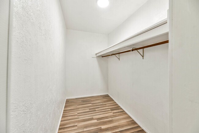 Building Photo - 543 FM 1013