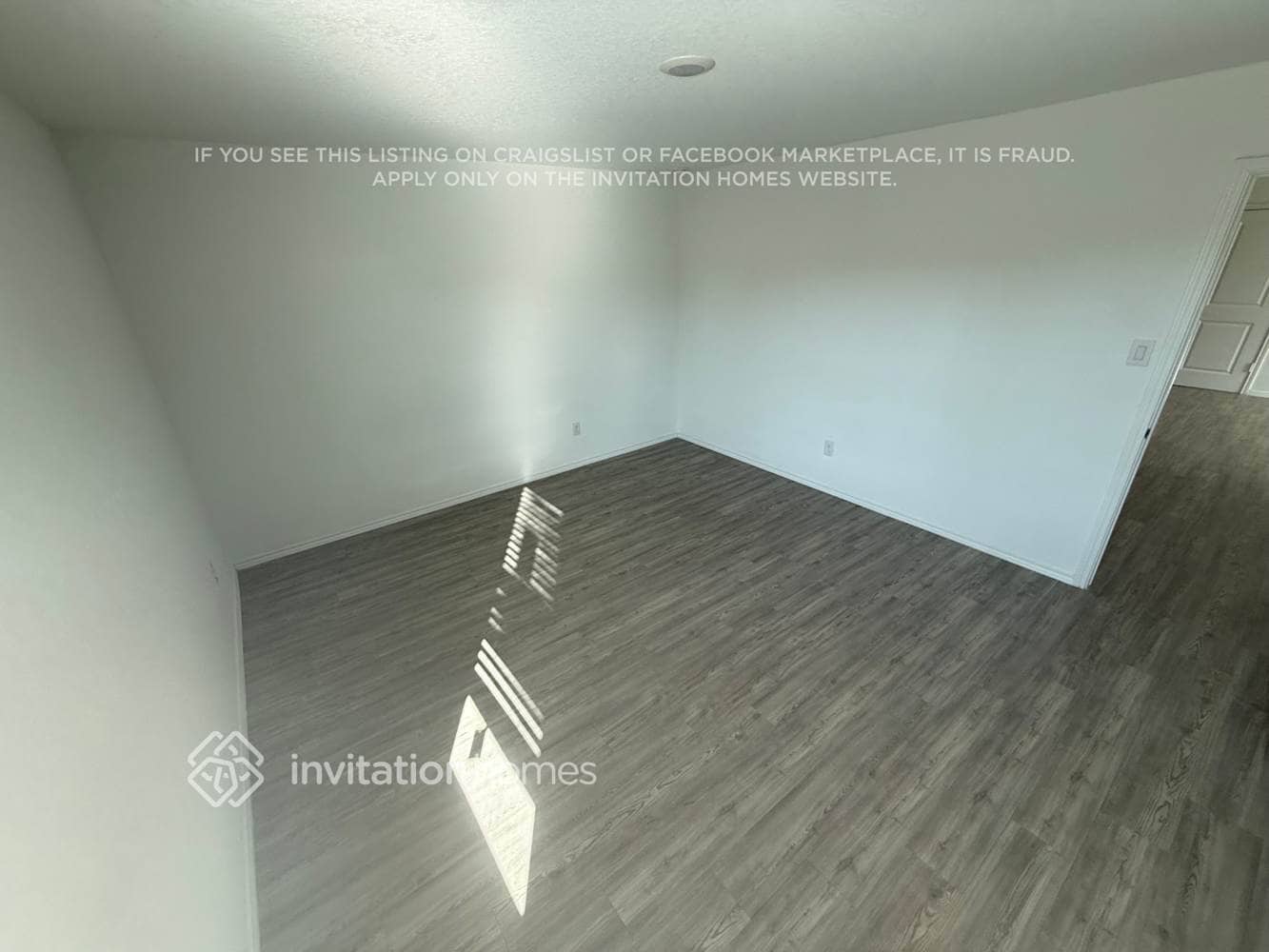 Building Photo - 14331 Estuary Pl